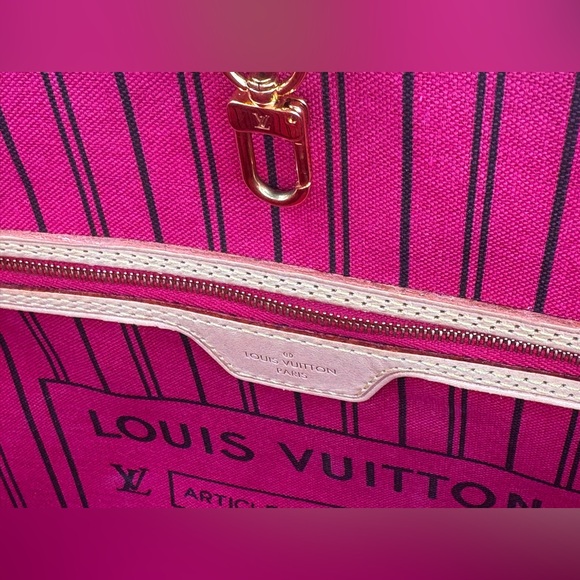 🚨Louis Vuitton Neverfull MM Tote – Monogram Canvas w/Pink Interior & Pochette 👜 - Picture 9 of 16